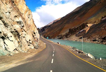 River flowing alongside Road in Ladakh